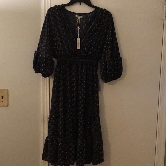 Brand new Mac Studio, floral midi dress - Picture 1 of 6